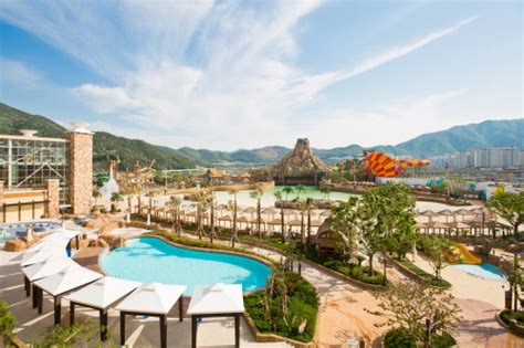 Gimhae Lotte Water Park (김해롯데워터파크) - Sightseeing - Korea travel and ...