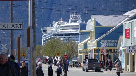 Skagway braces for a million cruise ship passengers this summer | CBC News