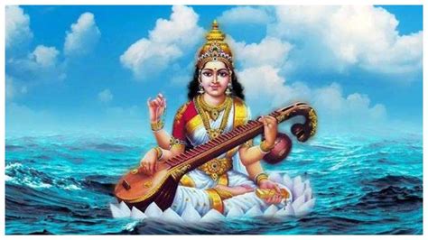 Mata Saraswati Puja: घर में स्थापित करना चाहते हैं सरस्वती मां की मूर्ति, तो इन वास्तु नियमों का ...