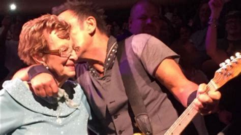 Bruce Springsteen Dances With His 90-Year-Old Mom at Concert -- See the ...