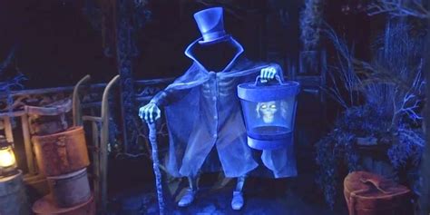 Disney's Got 999 Problems But A Ghost's Not One | Disney Dining