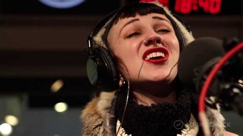 Hiatus Kaiyote: 'Building A Ladder,' Live On Soundcheck - YouTube