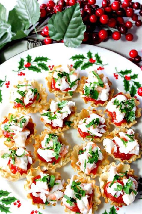 Festive Shrimp Cocktail Appetizer Bites in Phyllo Cups