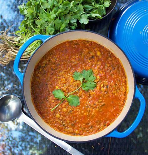 Moroccan Lentil Soup: Harira - vegetarian red lentil soup with chickpeas