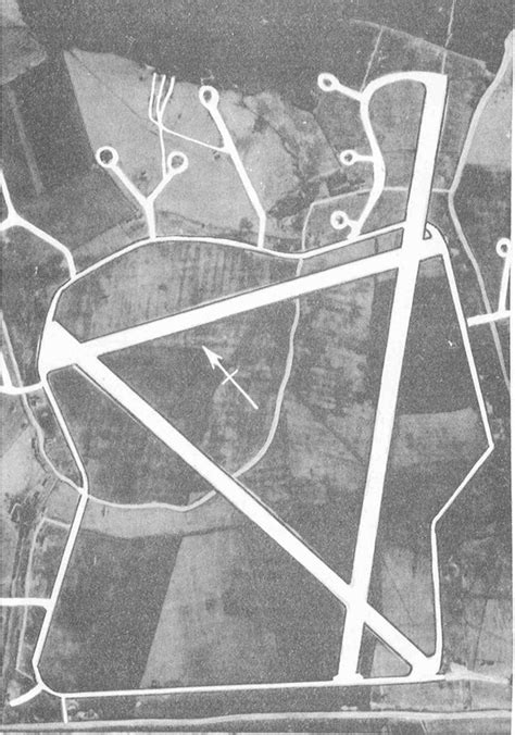 Airfield Research Group - RAF Alconbury 1940: Alconbury Satellite