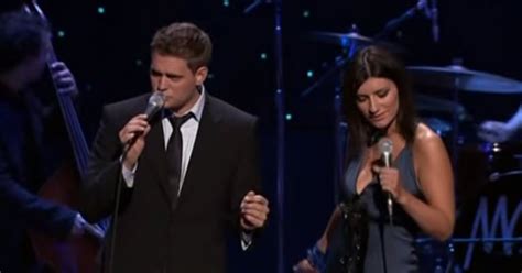 Michael Buble And Laura Pausini Join Each Other On Stage To Perform 'You'll Never Find' - Inner ...