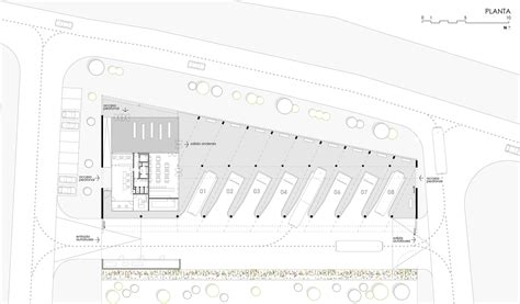 Gallery of Bus Station / DTR_studio architects - 21