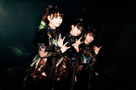 BABYMETAL welcomes MOMOMETAL as third member!