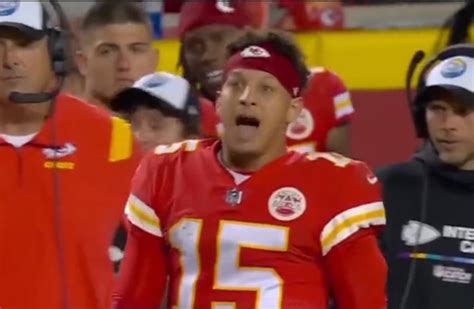 Patrick Mahomes Screams At Raiders Player From Sidelines