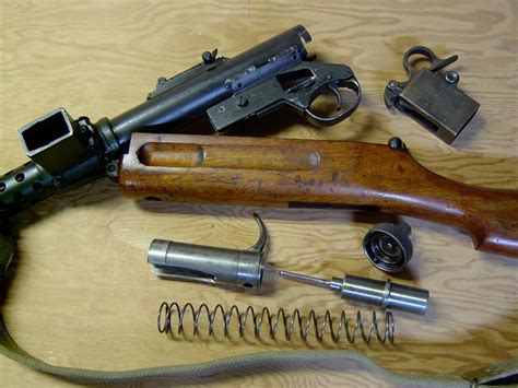 Milsurps Knowledge Library - 1942 British Lanchester Mk1 Submachinegun