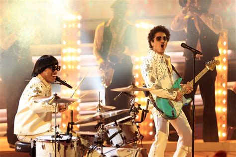 2022 Grammys Ratings Match Last Year's Low; 8.9M Tuned In On CBS ...