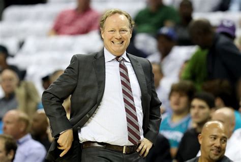 Fans Are Not Happy With Bucks Coach Mike Budenholzer Tonight - The Spun