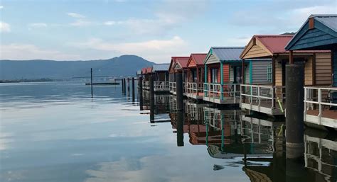 You can Stay In A Floating Rental Cabin At This Tennessee Resort