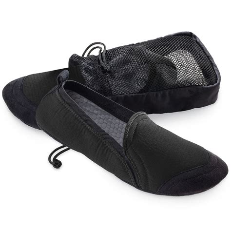 The Men's Travel Slippers - Hammacher Schlemmer