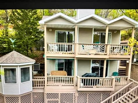 Lake Ozark, MO Real Estate - Lake Ozark Homes for Sale | realtor.com®