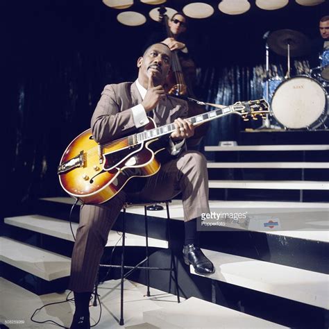 american-jazz-guitarist-wes-montgomery-performs-with-a-gibson-l5-semi ...