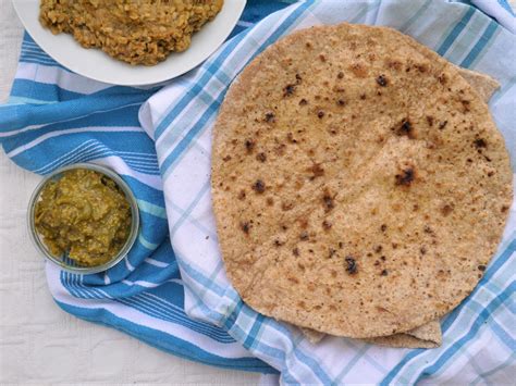 This Muslim Girl Bakes: Our House Roti.