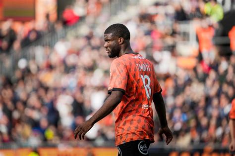 FC Lorient - Paris SG (1-2) : Le résumé du match - FC Lorient