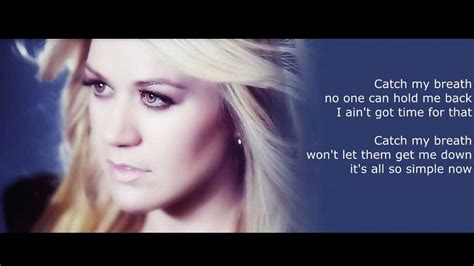 Kelly Clarkson - Catch my Breath (Lyric Video) - YouTube