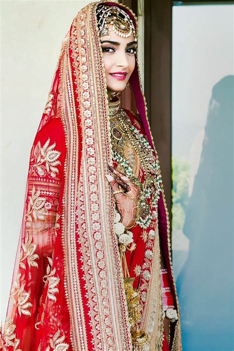 Sonam Kapoor And Anand Ahuja's Wedding Takes Over The Internet And More From The Ent World