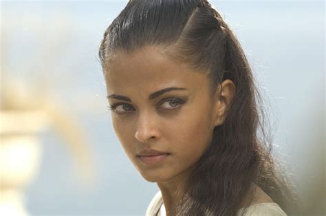 Aishwarya Rai Without Makeup Pictures - Yabibo