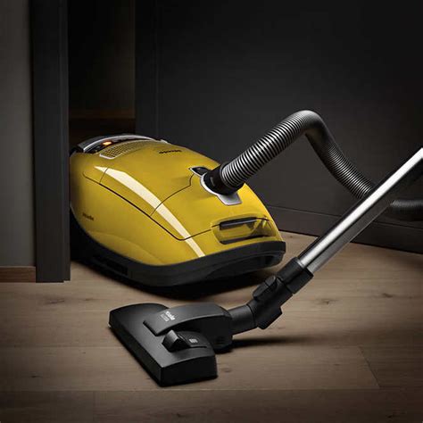 Buy Miele Complete C3 Limited Edition PowerLine Vacuum - SGDE0 from ...