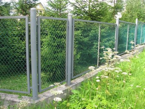 Security Grade Chain Link Fencing Increases Difficulty to Penetrate