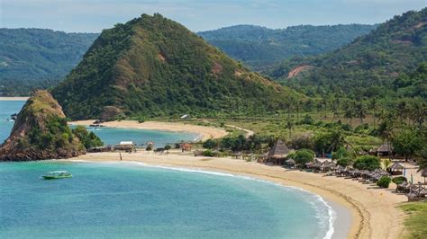 17 Pantai Terindah di Lombok NTB yang Wajib Kamu Kunjungi!