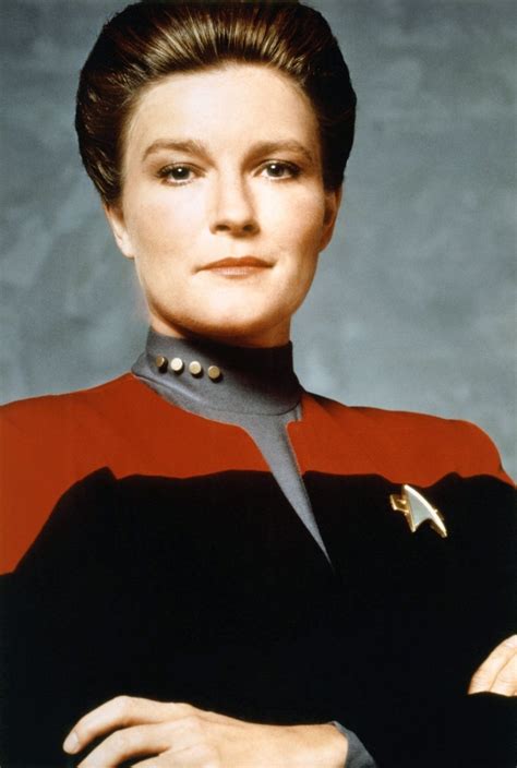 Captain Kathryn Janeway, Star Trek: Voyager Star Trek Actors, Star Trek Models, Star Trek ...