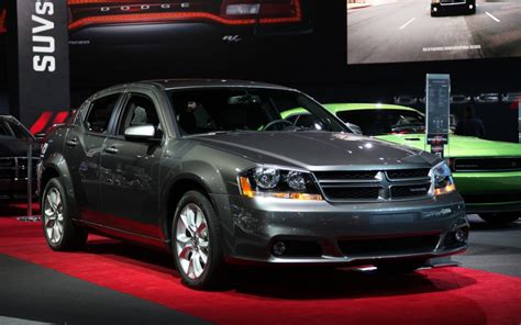 Dodge Avenger R/T 2014: con el motor V6 más asequible de EEUU. | Lista de Carros