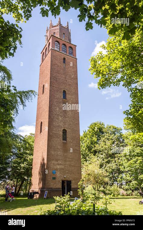 Faringdon folly tower and woodland hi-res stock photography and images - Alamy