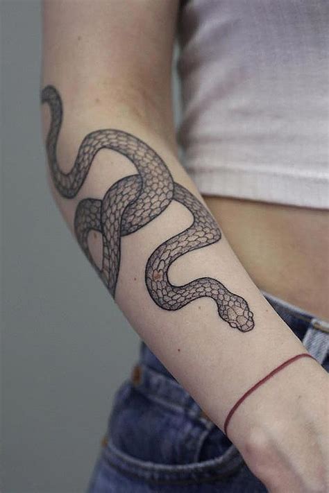 Aggregate more than 78 snake and hand tattoo meaning - in.coedo.com.vn