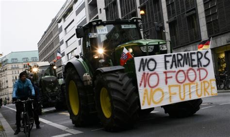 Massive Protests as German Farmers Decry Stringent Regulations | The Epoch Times