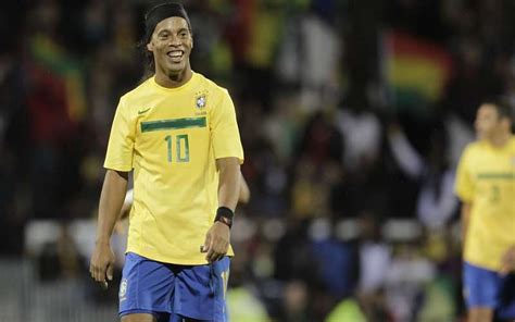 10 greatest Brazilian footballers of all time