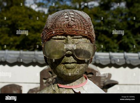 Buddhist Shrine, Japan Stock Photo - Alamy