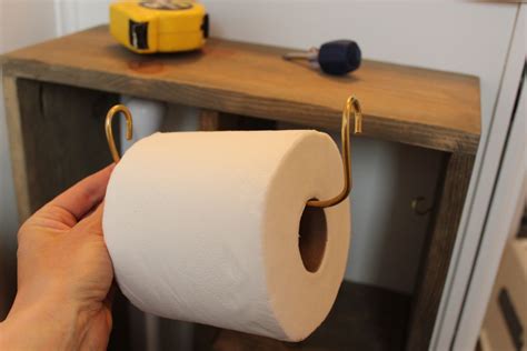 DIY Simple Brass Toilet Paper Holder