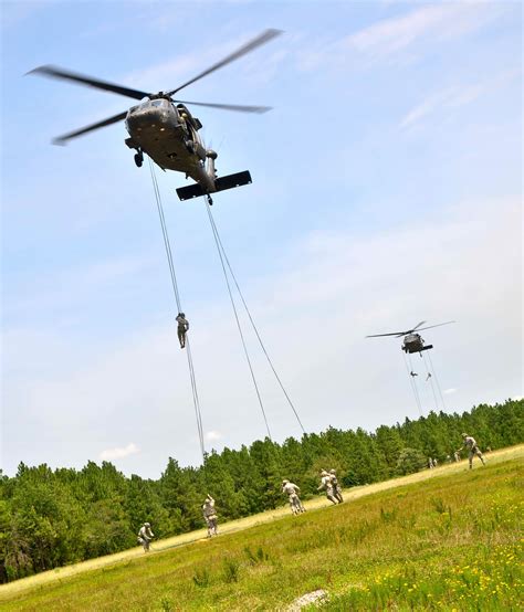 82nd CAB aviators support air assault training | Article | The United States Army