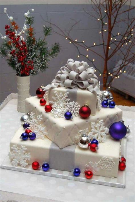 Pin by Maritza Aguilar on Christmas | Christmas cake decorations ...