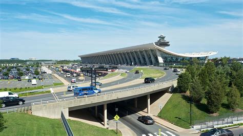 Dulles International Airport | Ten Buildings That Changed America | WTTW Chicago