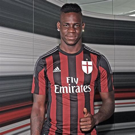 Mario Balotelli Returns to AC Milan | Soccer Box