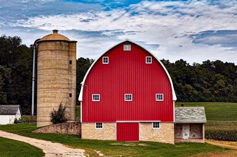 Farm Silos: Everything You Need to Know