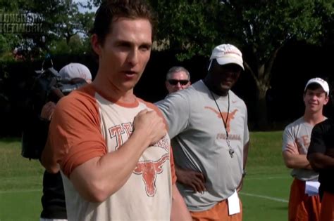 Matthew McConaughey Gives Speech to Texas Longhorns, Pounds Chest with ...