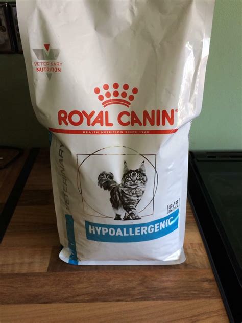 Royal canin hypoallergenic dry cat food | in Somercotes, Derbyshire ...