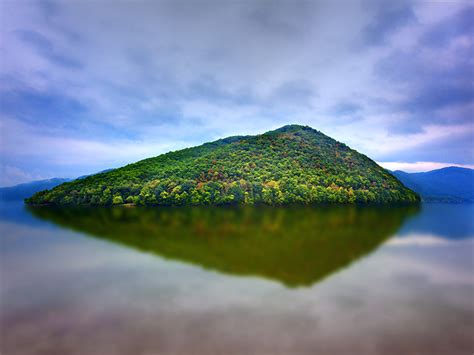 Bluestone State Park, a West Virginia State Park located near Beckley, Princeton and Blacksburg