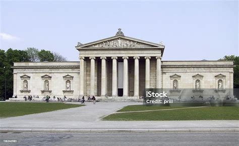 Glyptothek In Munich At Summer Time Stock Photo - Download Image Now ...