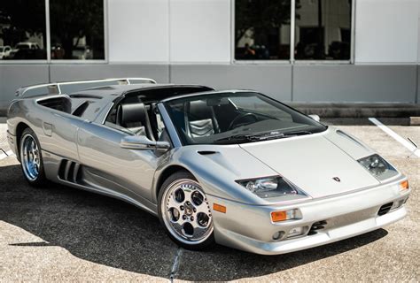 How Rare is the 1999 Lamborghini Diablo VT Roadster? – The Rienzi Report