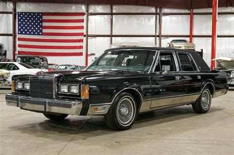 1989 Lincoln Town Car Signature 80314 Miles Black Sedan 5.0L V8 4-Speed Automati for sale ...