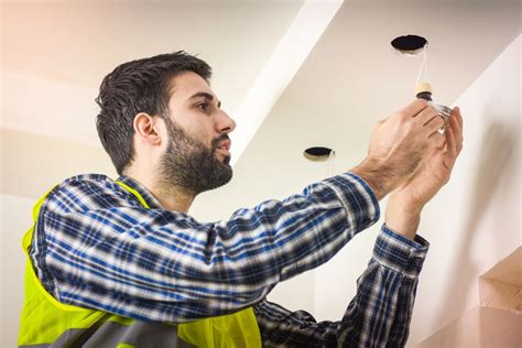 How much does it cost to install downlights? [2024]