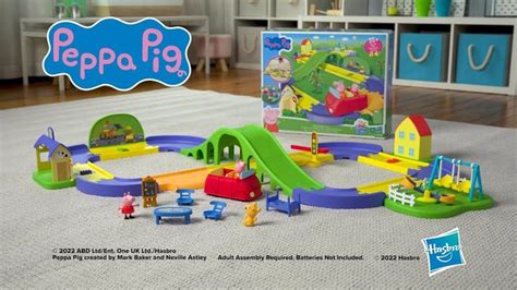 Peppa Pig All Around Peppa’s Town Playset with Car Track in 2022 ...