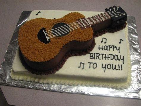 Pin by Sonia Celia on fotos de bolos | Guitar cake, Guitar birthday ...